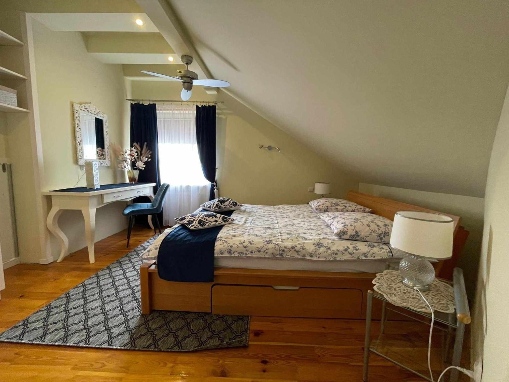 Apartment Boh. Warszawy 43 D/6